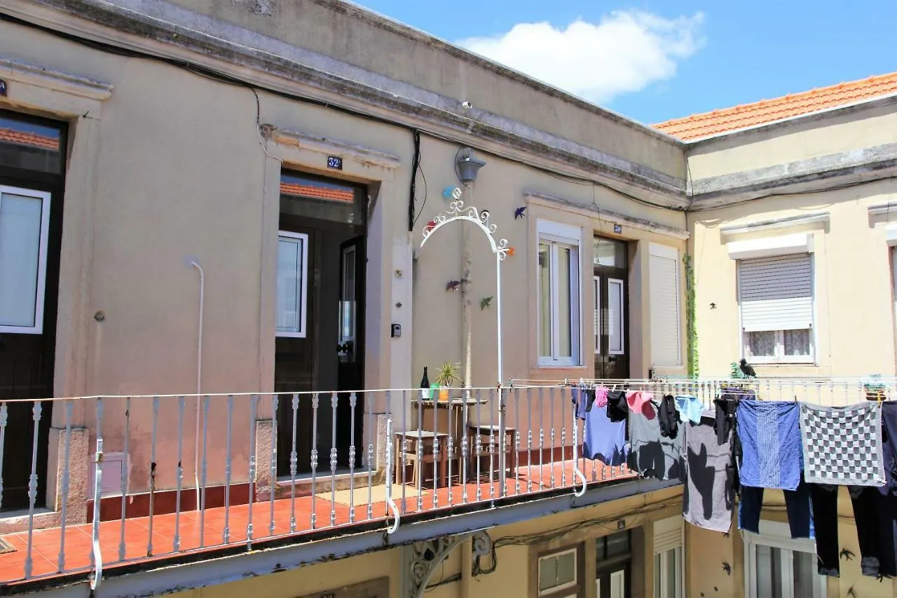 The Sunset Nest Apartment Lisbon